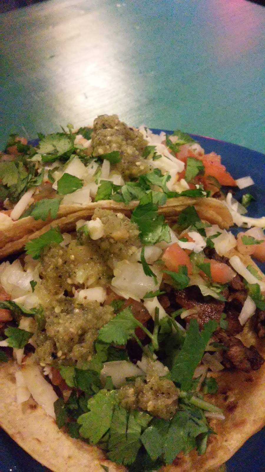 Copas | restaurant | 304 N Cedar Lake Rd, Round Lake, IL 60073, USA | 8475464433 OR +1 847-546-4433