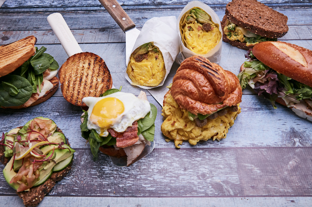 Om Nom Organics | restaurant | 10250 Constellation Blvd, Los Angeles, CA 90067, USA | 2016187809 OR +1 201-618-7809