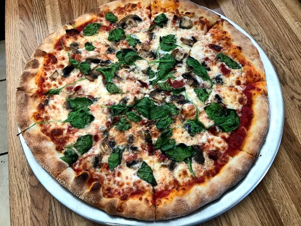 Pizzeria La Toscanella | restaurant | 148 VT-100, West Dover, VT 05356, USA | 8024645070 OR +1 802-464-5070