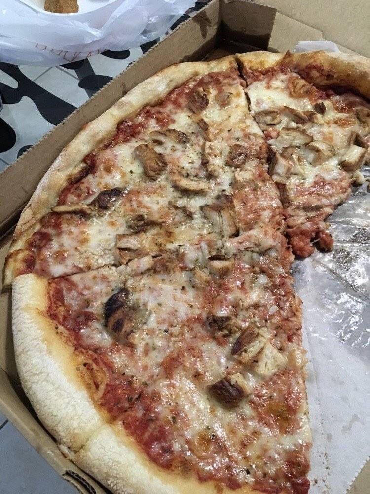 Zuccarelli Pizza | restaurant | 6009 W Sunrise Blvd, Plantation, FL 33313, USA | 9545845464 OR +1 954-584-5464