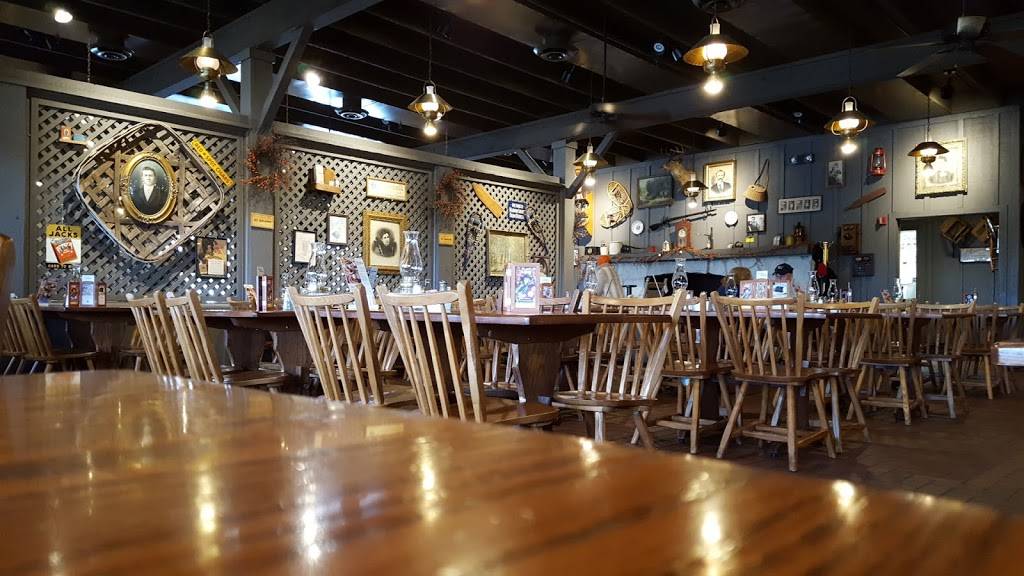 Cracker Barrel Old Country Store | restaurant | 1855 W Diehl Rd, Naperville, IL 60563, USA | 6307786699 OR +1 630-778-6699