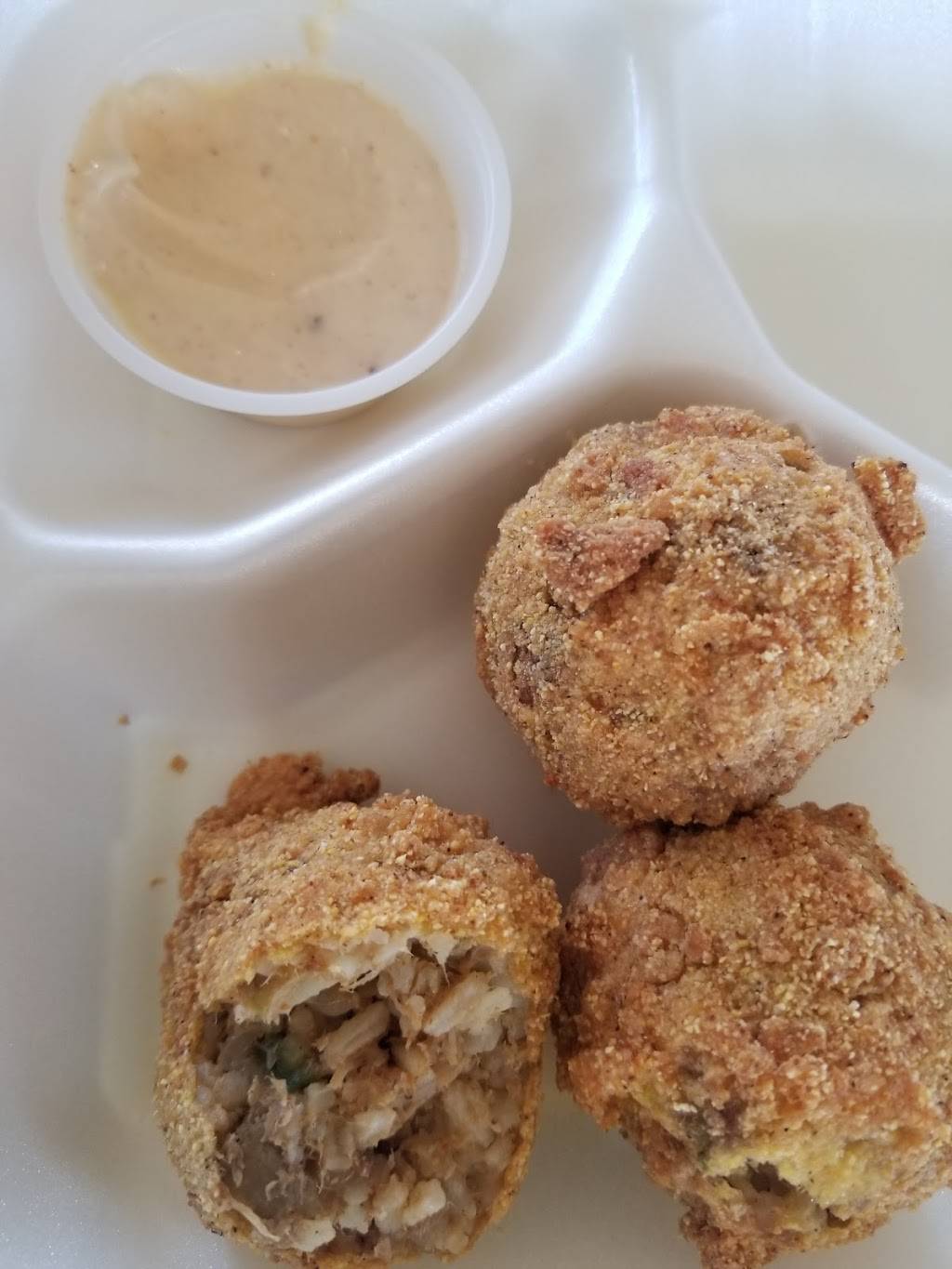 CRAWDADDYS | restaurant | 135 S McDonald St, Ludowici, GA 31316, USA | 9125457675 OR +1 912-545-7675