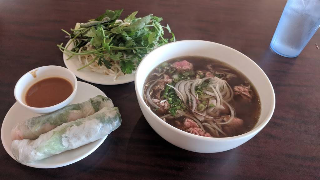 Trang Le Vietnamese Family Restaurant | restaurant | 665-753 S 145th E Ave, Broken Arrow, OK 74012, USA | 9189947676 OR +1 918-994-7676