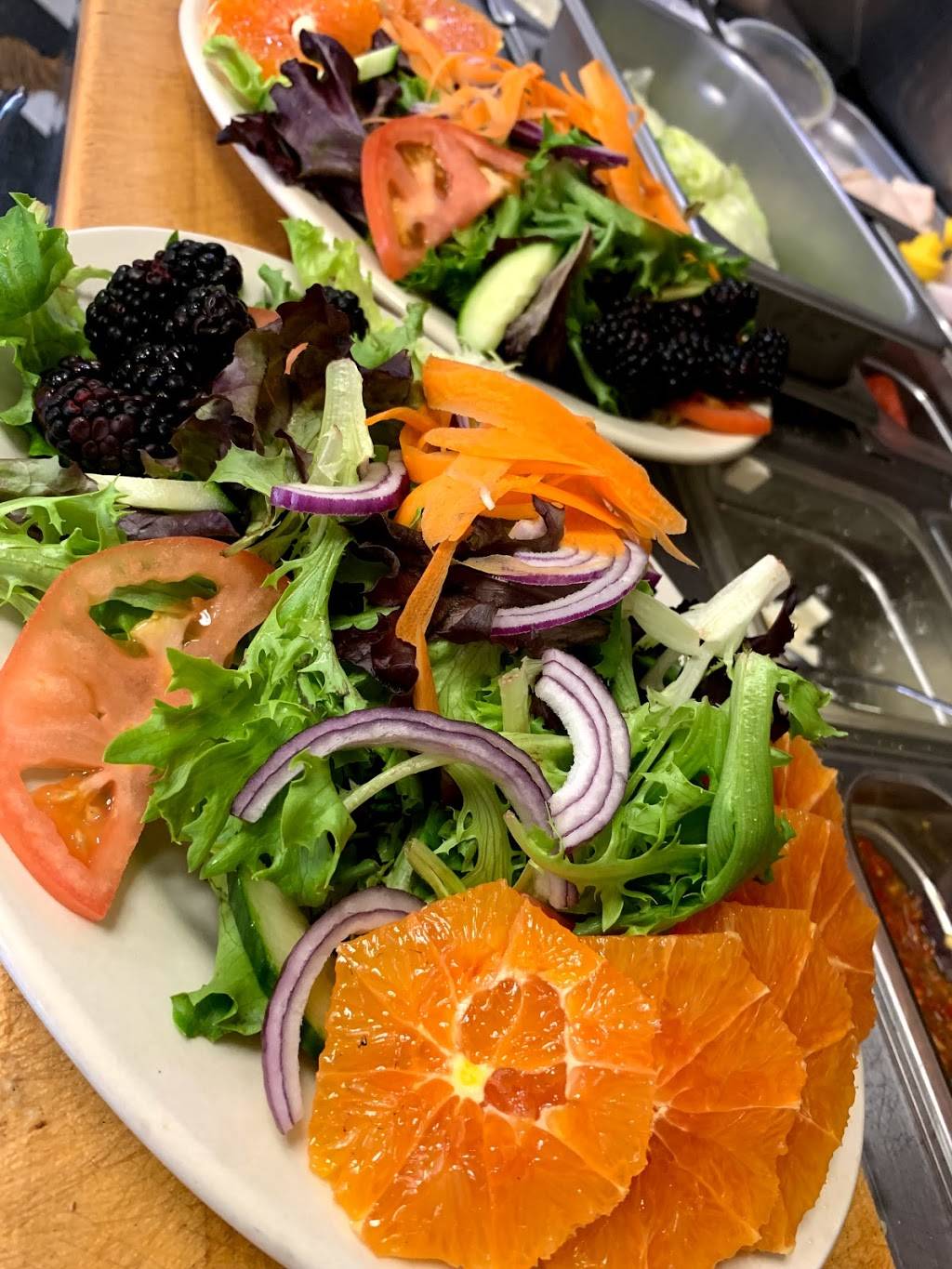 Boxford Community Center | restaurant | 7 Elm St, Boxford, MA 01921, USA | 9788875632 OR +1 978-887-5632