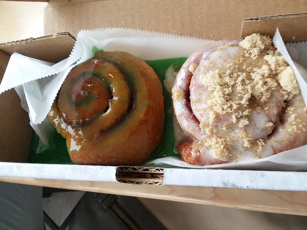 Slim & Huskys Pizza Beeria | meal takeaway | 5270 Hickory Hollow Pkwy, Antioch, TN 37013, USA | 6158914760 OR +1 615-891-4760