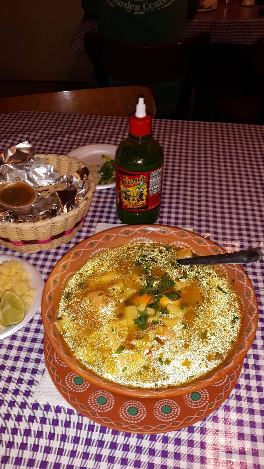 El Rinconcito | restaurant | 1317 N May Ave, Oklahoma City, OK 73107, USA | 4059461954 OR +1 405-946-1954