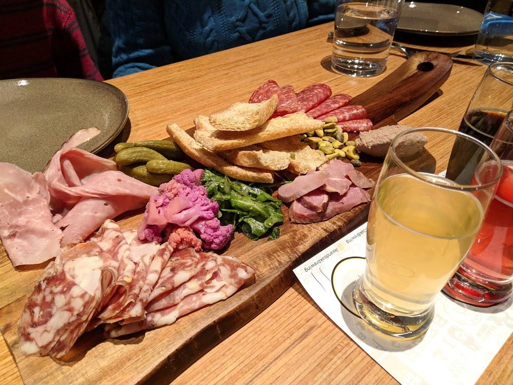 Ike & Oak Brewing Company | restaurant | 6315 Main St, Woodridge, IL 60517, USA | 3319982907 OR +1 331-998-2907