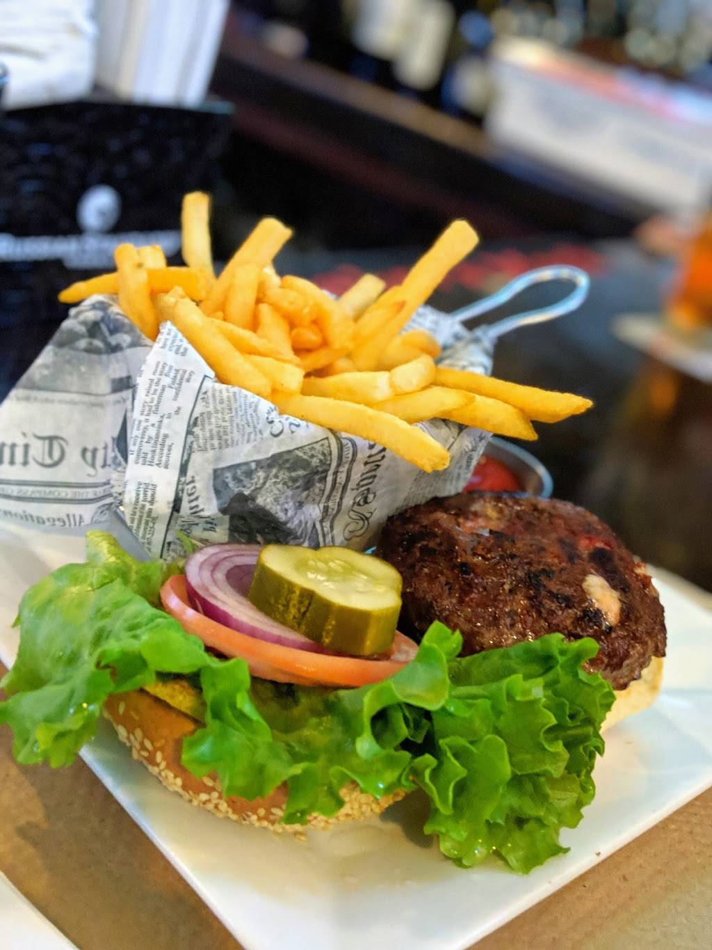 Trotters Bar & Grill | restaurant | 1050 Hempstead Turnpike, Franklin Square, NY 11010, USA | 5163555681 OR +1 516-355-5681