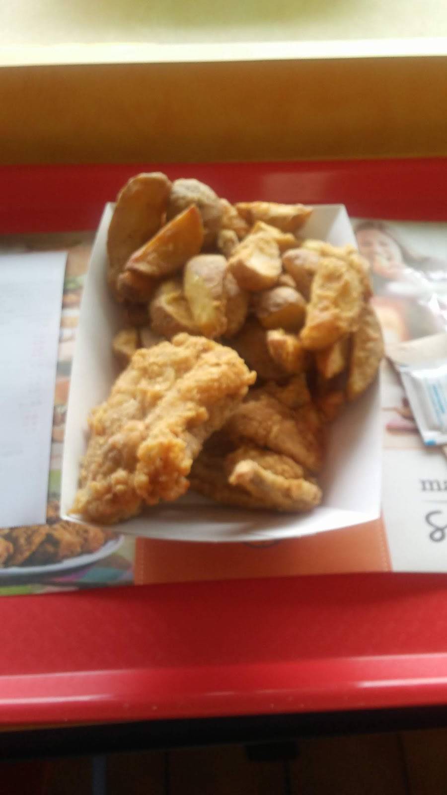 Mary Browns Chicken & Taters | restaurant | Canada Trust Plaza, 170 Silvercreek Pkwy N, Guelph, ON N1H 7P7, Canada | 5198370744 OR +1 519-837-0744