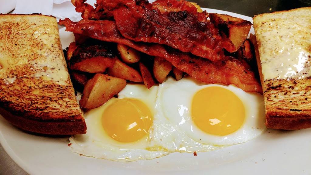 Nick & Andys Breakfast & Lunch | restaurant | 110 Newbury St Suite #13, Danvers, MA 01923, USA | 9783041017 OR +1 978-304-1017