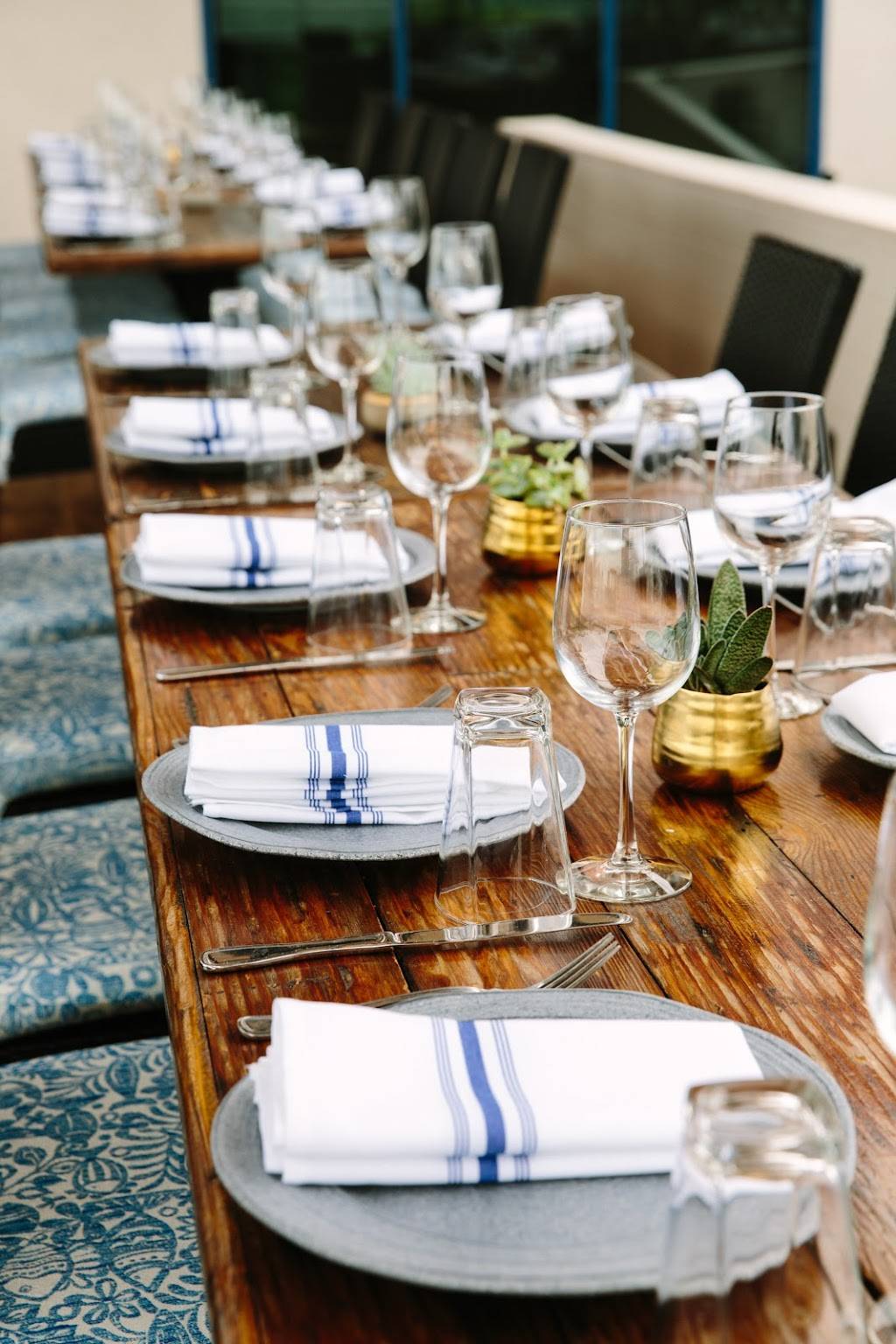 Sonoma Wine Garden | restaurant | 395 Santa Monica Pl #300, Santa Monica, CA 90401, USA | 4242144560 OR +1 424-214-4560