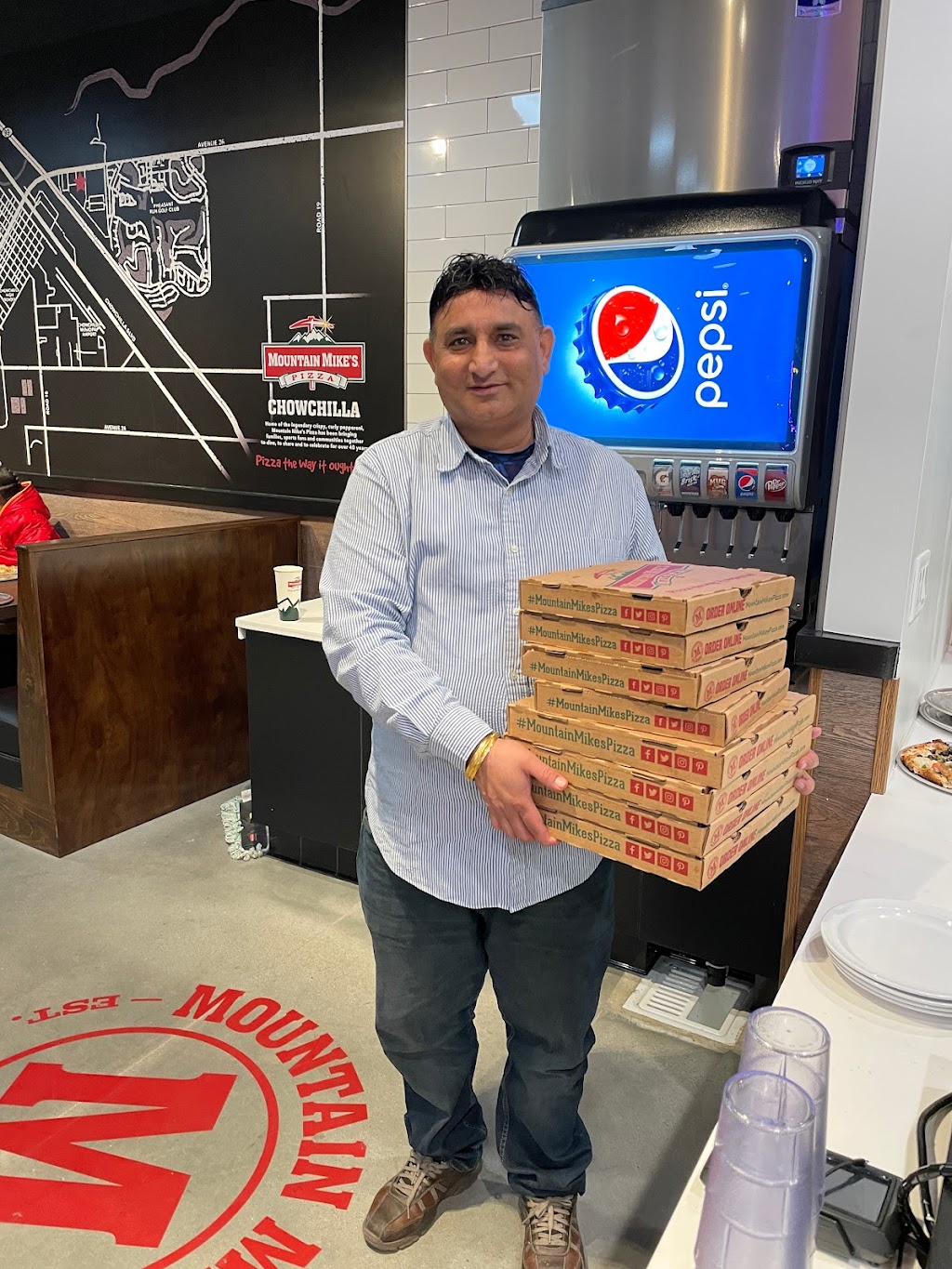 Mountain Mikes Pizza | meal delivery | 1145-1525 E Robertson Blvd, Chowchilla, CA 93610, USA | 5596651305 OR +1 559-665-1305