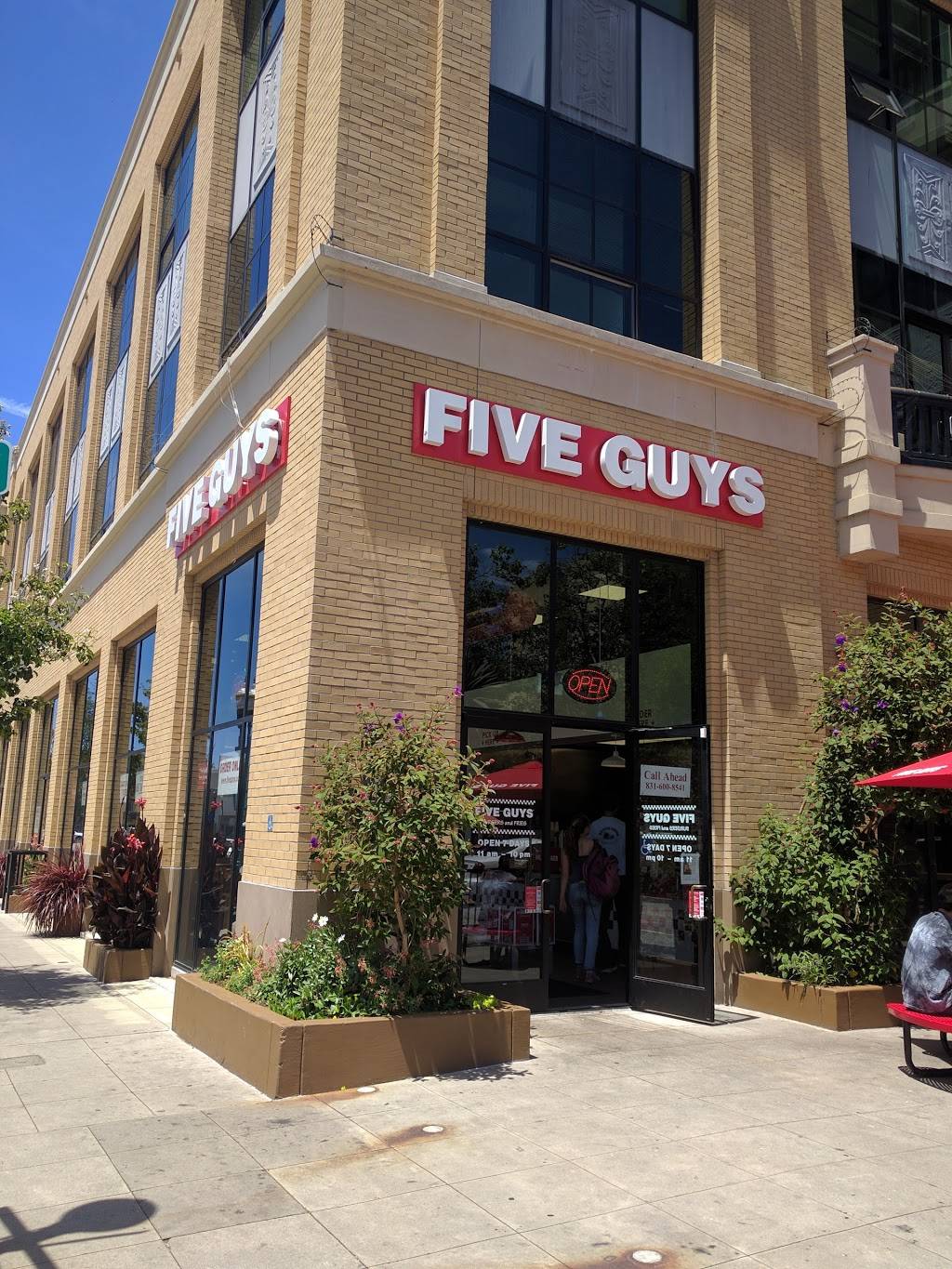 Five Guys | meal takeaway | 1101 Pacific Ave, Santa Cruz, CA 95060, USA | 8316008541 OR +1 831-600-8541