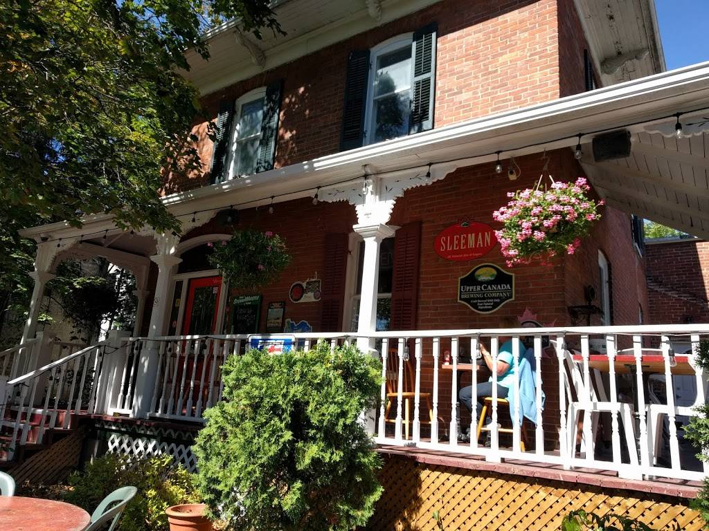 Capers Tap House | restaurant | 28 Bridge Street, Campbellford, ON K0L 1L0, Canada | 7056535262 OR +1 705-653-5262