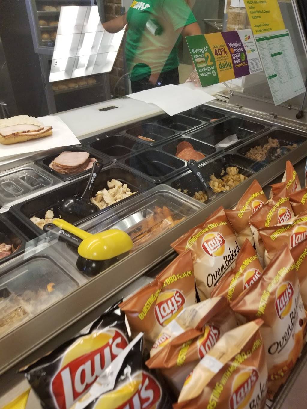 Subway Restaurants | restaurant | Leetsdale Center, 560 S Holly St #3, Denver, CO 80246, USA | 3033993933 OR +1 303-399-3933