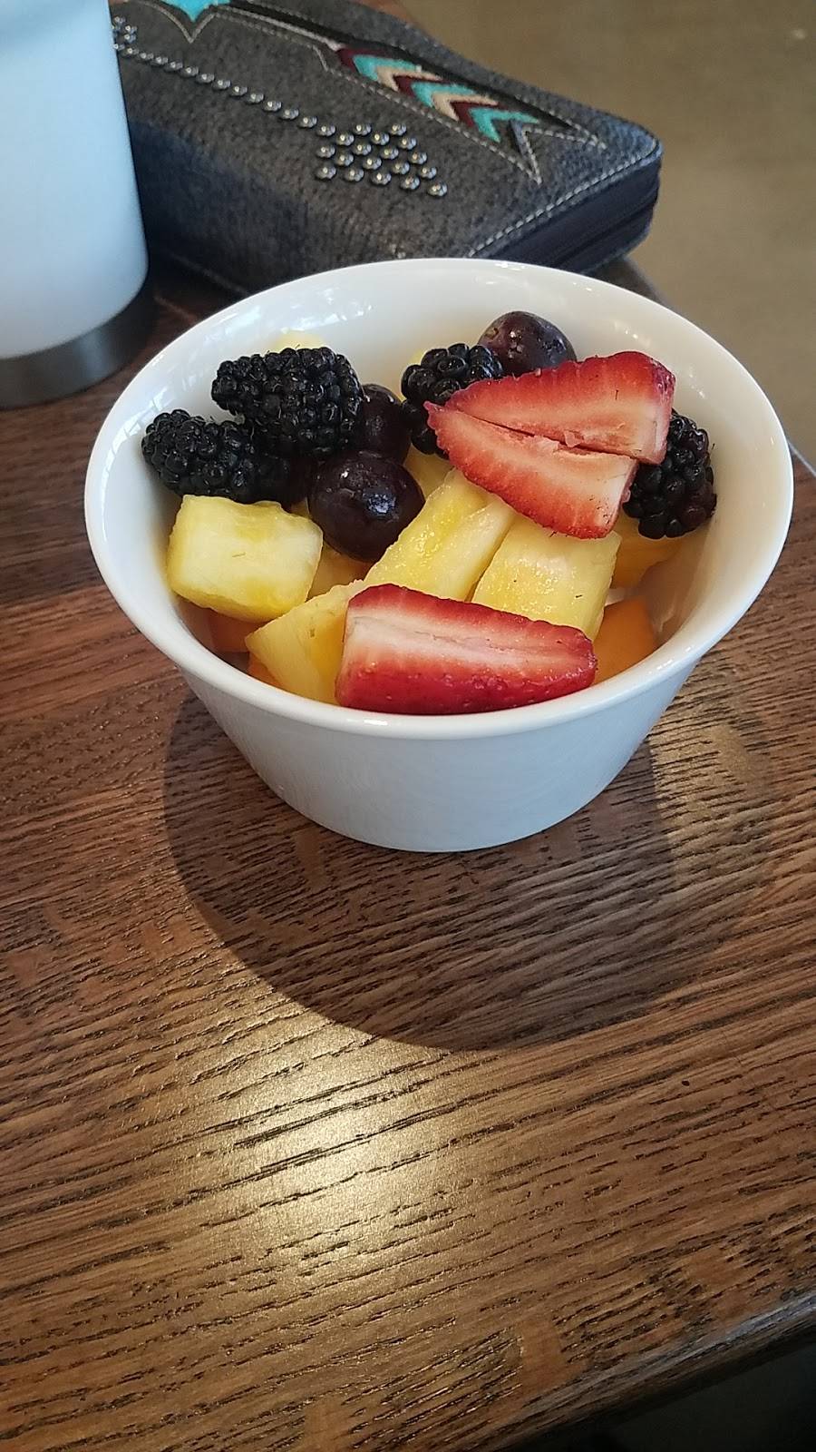 Unleavened Fresh Kitchen | restaurant | 8031 Walnut Hill Ln ste 1150, Dallas, TX 75231, USA | 2143604762 OR +1 214-360-4762