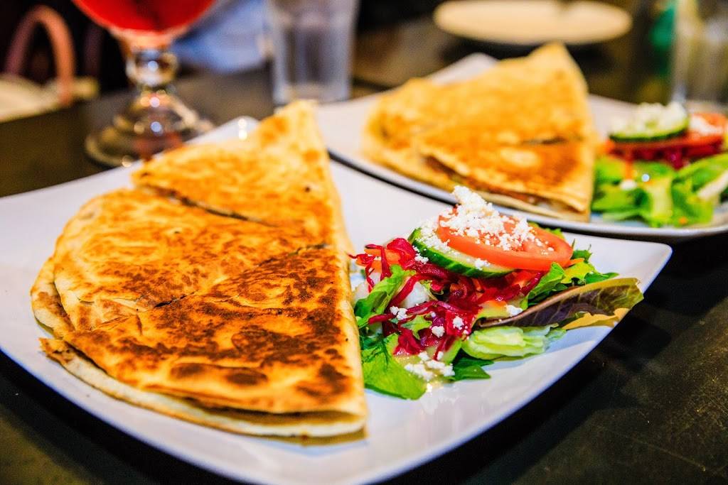 El Bocho | restaurant | 10133 Yonge St unit a, Richmond Hill, ON L4C 1T5, Canada | 9052374345 OR +1 905-237-4345