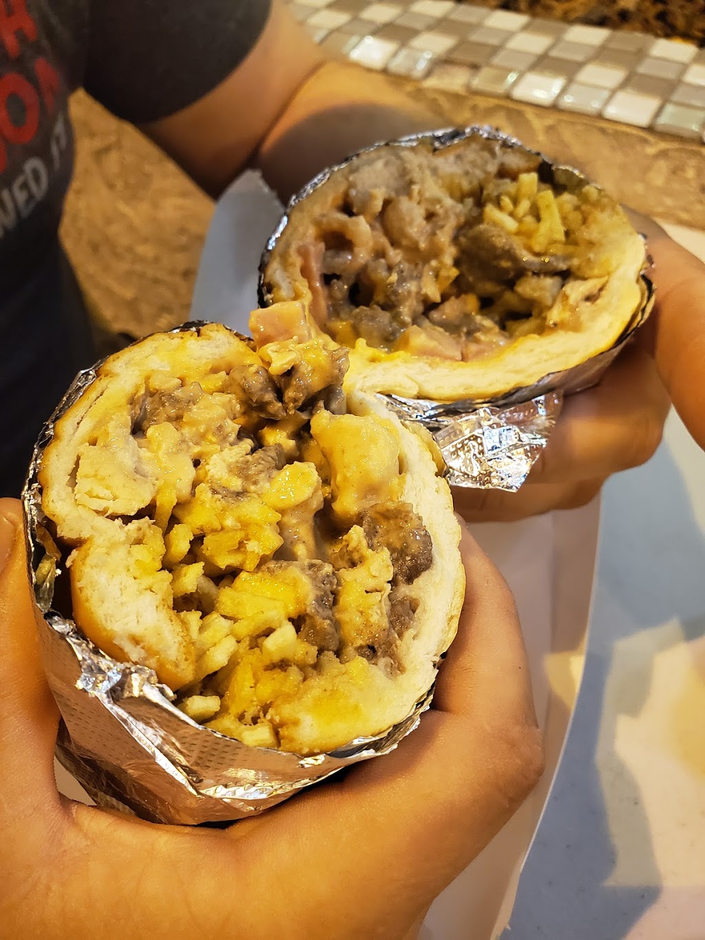 El Bori Food Truck | restaurant | 3814 NW 2nd Ave, Miami, FL 33127, USA | 3057781111 OR +1 305-778-1111