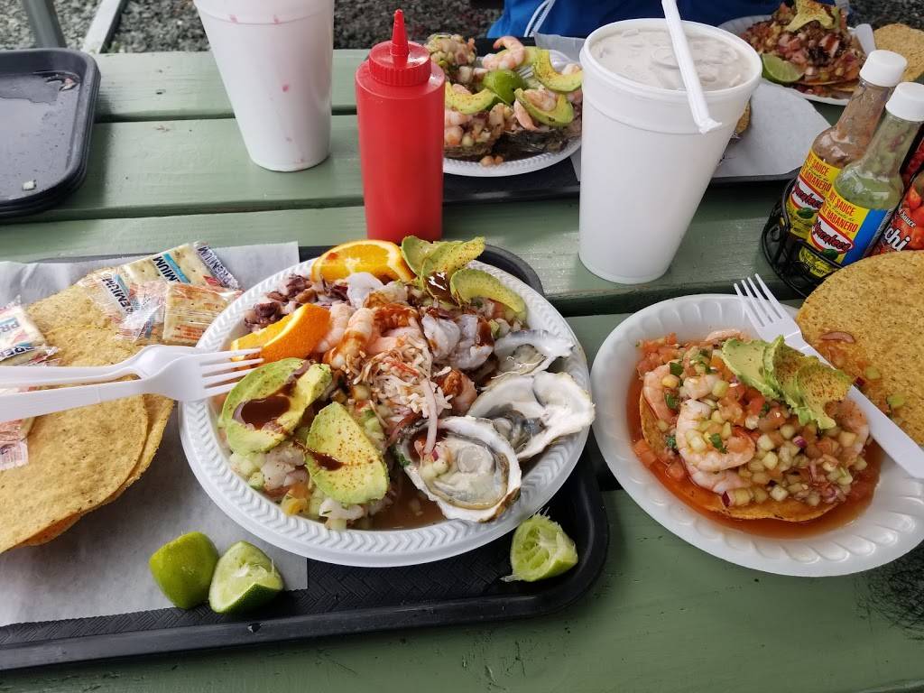 Mariscos Chinola | restaurant | 322 N Wilson Way, Stockton, CA 95205, USA | 2098984394 OR +1 209-898-4394