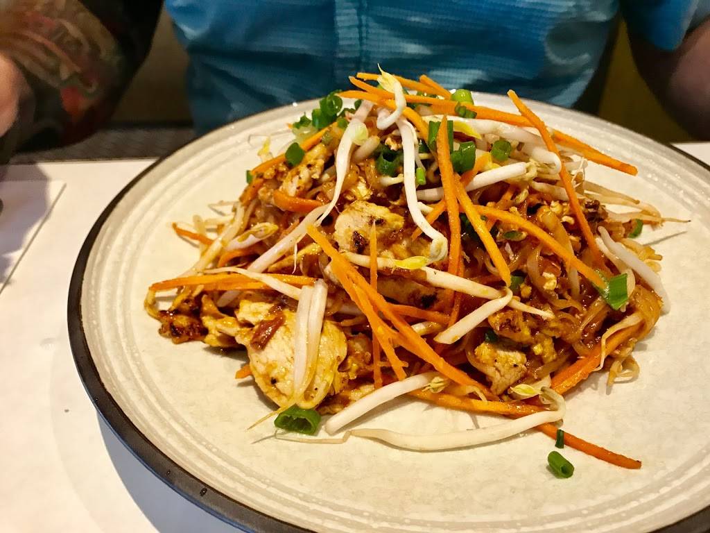 Pick Thai | restaurant | 5221 Boulevard de Maisonneuve O, Montréal, QC H4A 0A4, Canada | 5143169696 OR +1 514-316-9696