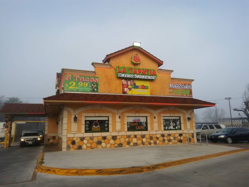 Taqueria La Tapatia | restaurant | 6731 S Flores St, San Antonio, TX 78221, USA | 2109246181 OR +1 210-924-6181