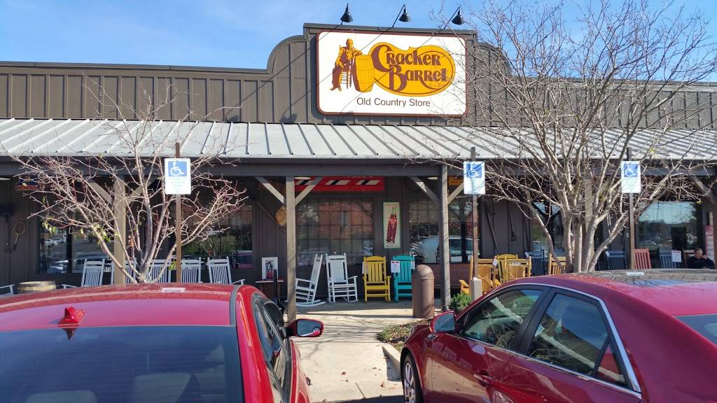 Cracker Barrel Old Country Store | restaurant | 1650 Clingan Ridge Dr NW, Cleveland, TN 37312, USA | 4237284045 OR +1 423-728-4045