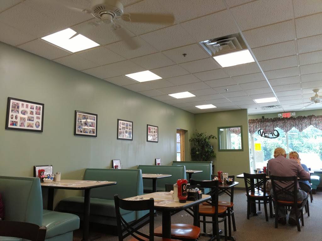 Breakfast Nook Cafe | cafe | 1808 Bannard St, Riverton, NJ 08077, USA | 8563031800 OR +1 856-303-1800