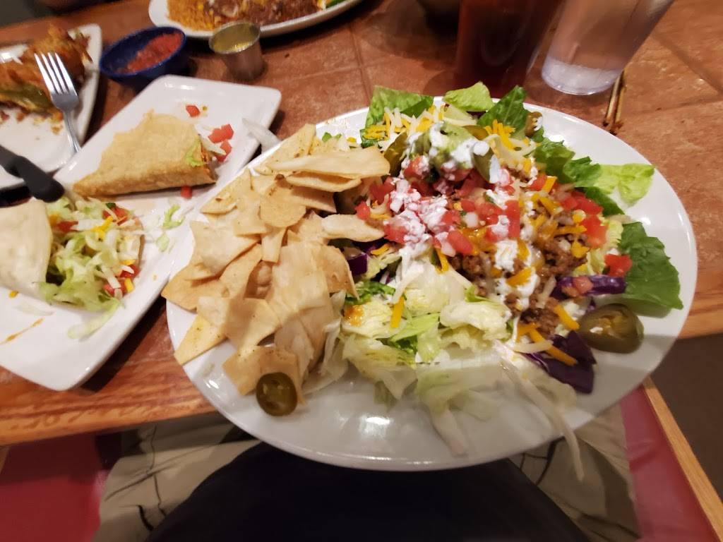 On The Border Mexican Grill & Cantina | meal takeaway | 1800 NW Chipman Rd, Lees Summit, MO 64081, USA | 8168753603 OR +1 816-875-3603