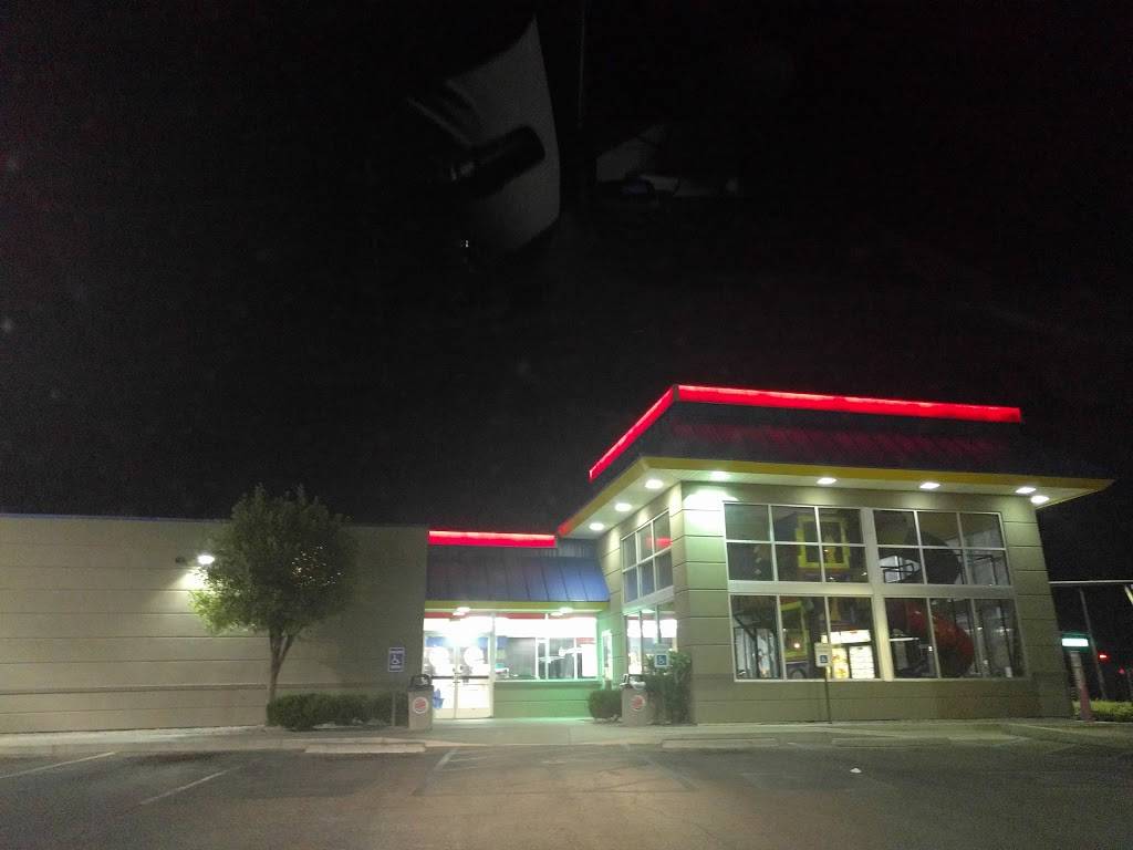 Burger King | restaurant | 2200 N Main St, Las Cruces, NM 88001, USA | 5755266949 OR +1 575-526-6949