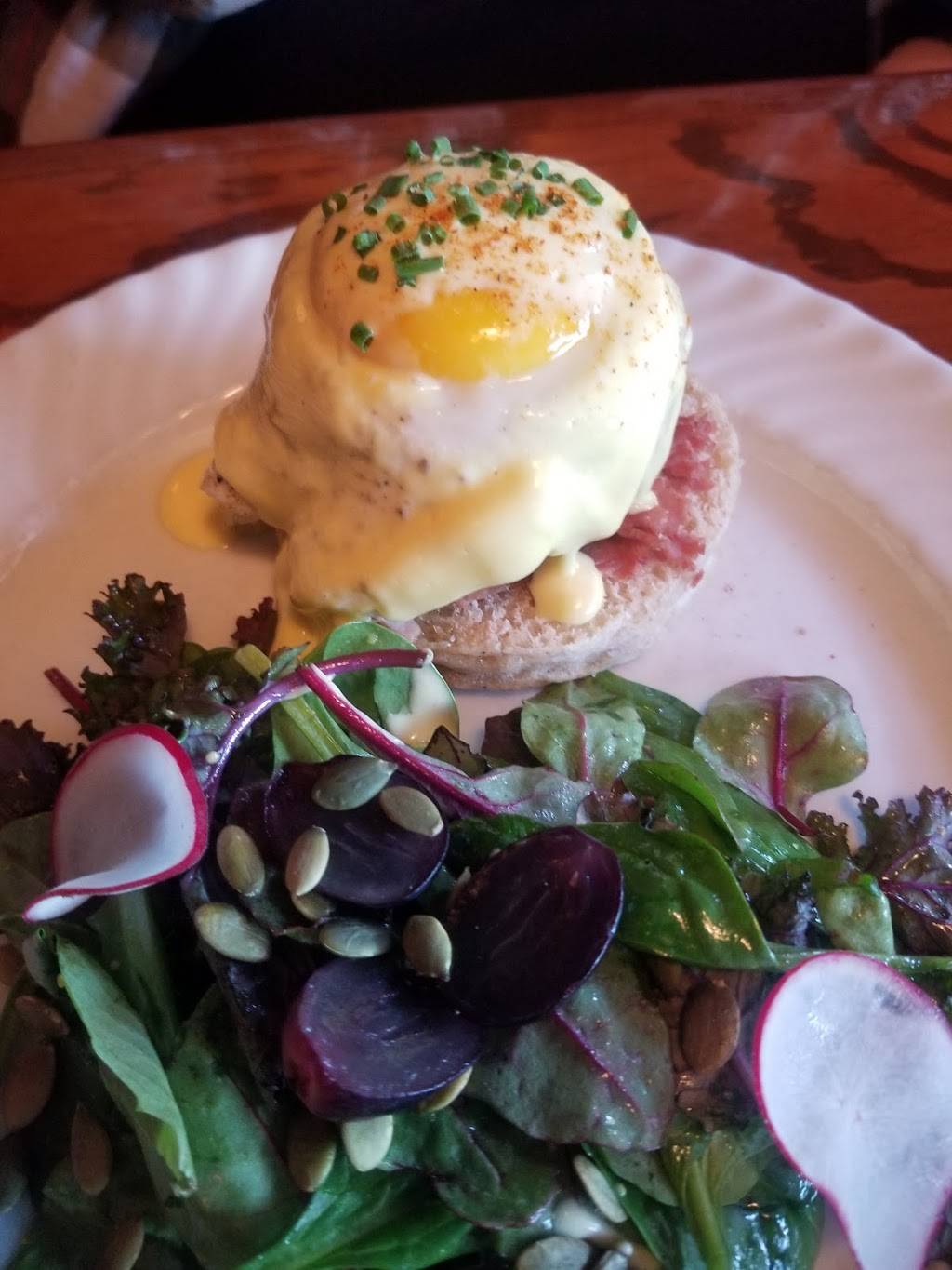 The Blue Point | restaurant | 1240 Duck Rd, Duck, NC 27949, USA | 2522618090 OR +1 252-261-8090