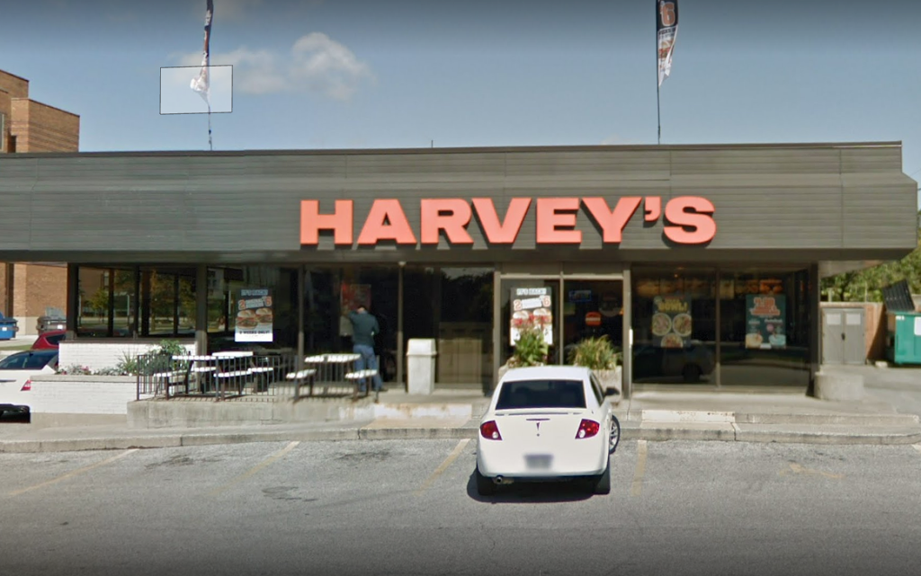 Harveys | restaurant | 2380 Wyandotte St W, Windsor, ON N9B 1K4, Canada | 5199737844 OR +1 519-973-7844