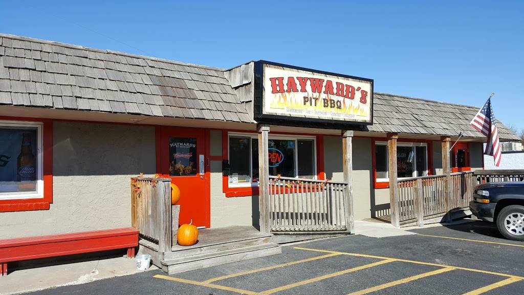 Haywards Pit Bar B Que | restaurant | 10901 W 75th St, Shawnee, KS 66214, USA | 9134518080 OR +1 913-451-8080