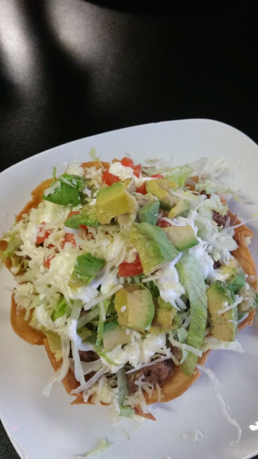 Juanitos Mexican Restaurant | restaurant | 819 Manning Ave, Reedley, CA 93654, USA | 5596371025 OR +1 559-637-1025