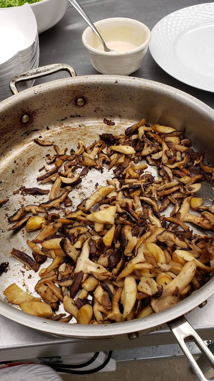 Greenhorn | restaurant | 112 Vine St, Bluffton, OH 45817, USA | 5672264568 OR +1 567-226-4568