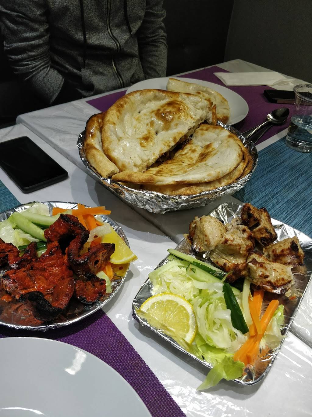 Pariwar Restaurant | restaurant | 1732 Lawrence Ave E, Scarborough, ON M1R 2Y2, Canada | 4167576635 OR +1 416-757-6635