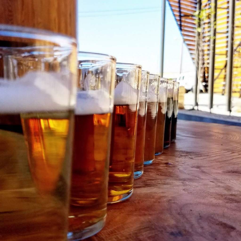 Elkmont Exchange Brewery & Eating House | restaurant | 745 N Broadway #7202, Knoxville, TN 37917, USA | 8652497904 OR +1 865-249-7904