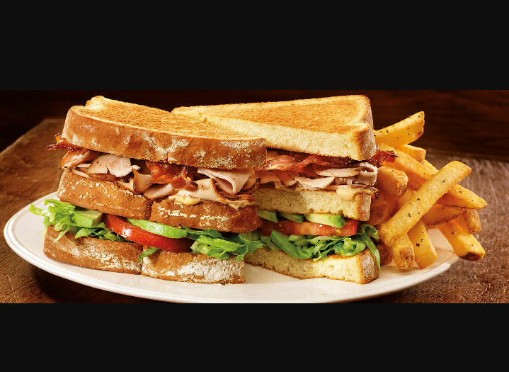 Claddagh Restaurant & Pub Asheville | restaurant | 4 College St, Asheville, NC 28801, USA | 8282327282 OR +1 828-232-7282