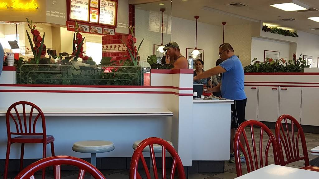In-N-Out Burger | restaurant | 795 W 5th St, San Bernardino, CA 92410, USA | 8007861000 OR +1 800-786-1000