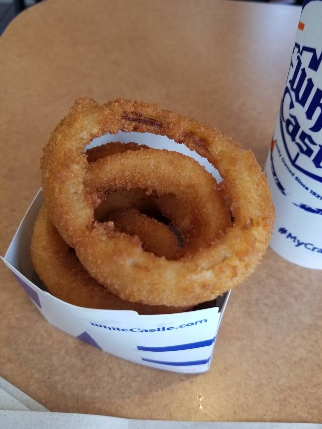 White Castle | restaurant | 1608 E 10th St, Jeffersonville, IN 47130, USA | 8122822692 OR +1 812-282-2692