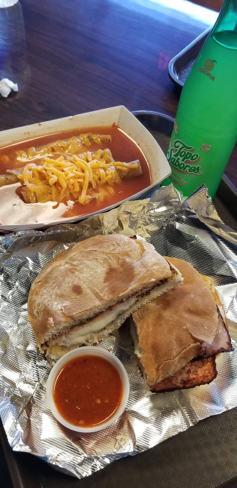 Fat Bear Burgers & Tacos | restaurant | 4854 N Mesa St UNIT 102, El Paso, TX 79912, USA | 9153040206 OR +1 915-304-0206