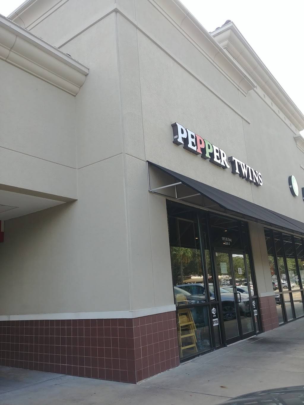 Pepper Twins | restaurant | 1915 W Gray St suite a, Houston, TX 77019, USA | 3462045644 OR +1 346-204-5644