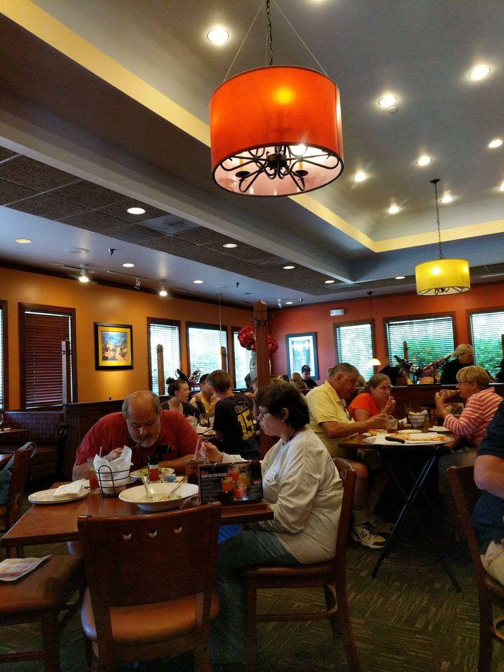 Bertuccis Italian Restaurant | restaurant | 90 Derby St, Hingham, MA 02043, USA | 7817404405 OR +1 781-740-4405