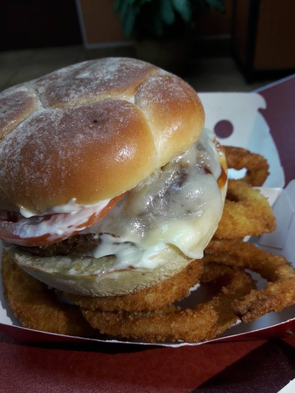 Jack in the Box | restaurant | 366 Bayshore Blvd, San Francisco, CA 94124, USA | 4156418467 OR +1 415-641-8467