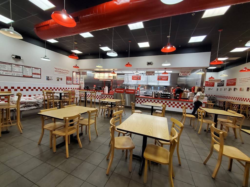 Five Guys | meal takeaway | 7077 N Thornydale Rd, Marana, AZ 85741, USA | 5205729892 OR +1 520-572-9892