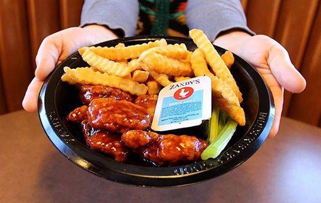 Zaxbys Chicken Fingers & Buffalo Wings | restaurant | 11791 S Cleveland Ave, Fort Myers, FL 33907, USA | 2392082128 OR +1 239-208-2128