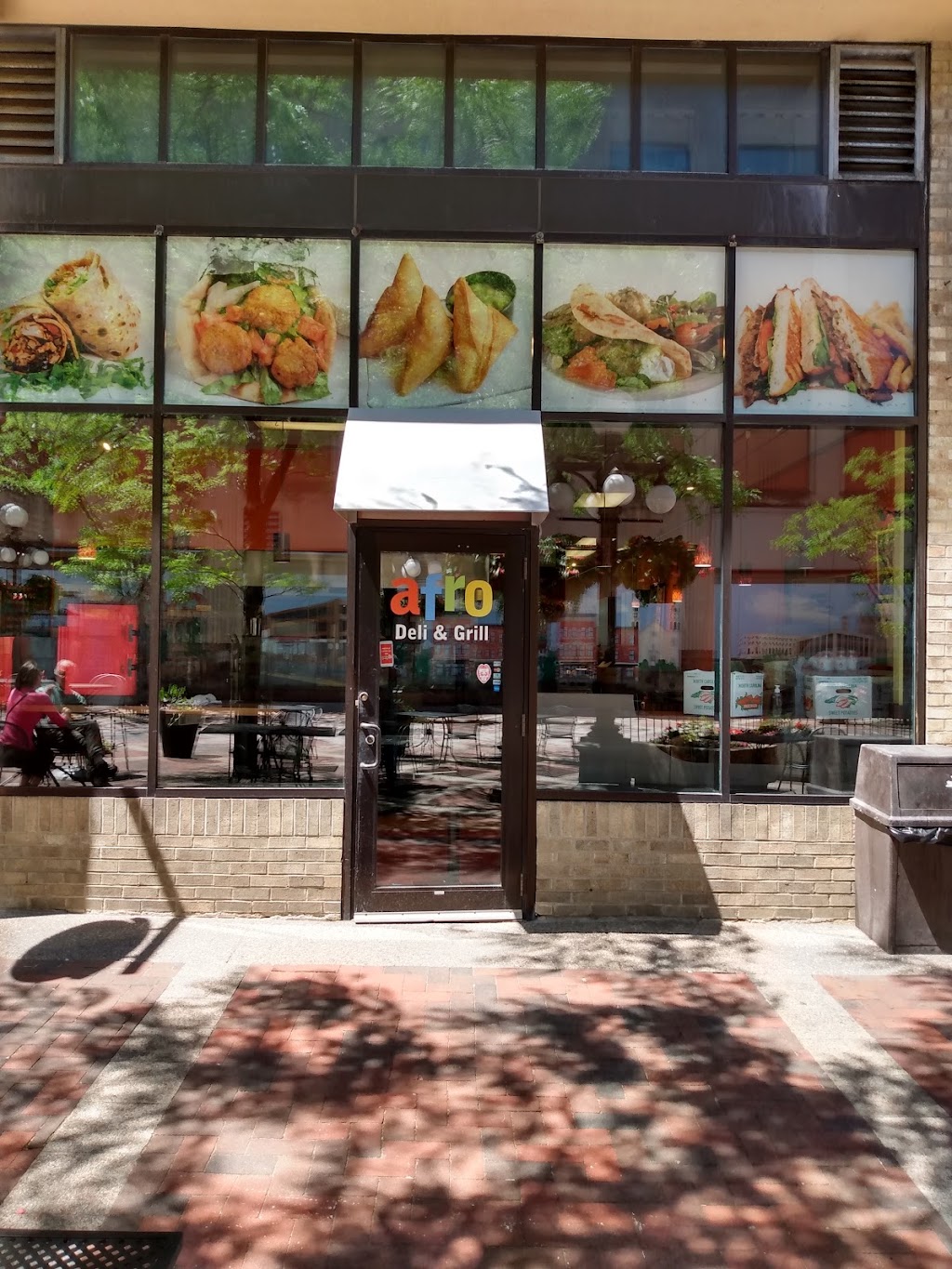 Afro Deli & Grill: St. Paul | restaurant | 5 W 7th Pl, St Paul, MN 55102, USA | 6518882168 OR +1 651-888-2168