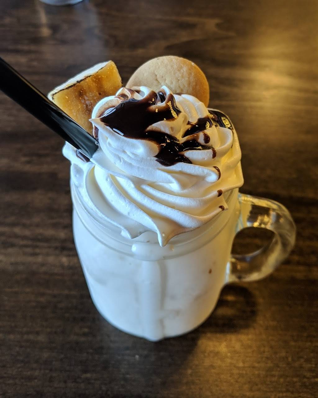 Angus Burgers and Shakes | restaurant | 10177 S 168th Ave #101, Omaha, NE 68136, USA | 4024016613 OR +1 402-401-6613