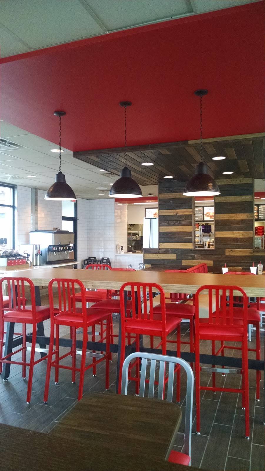 Arbys | restaurant | 2647 Navarre Ave, Oregon, OH 43616, USA | 4196936175 OR +1 419-693-6175