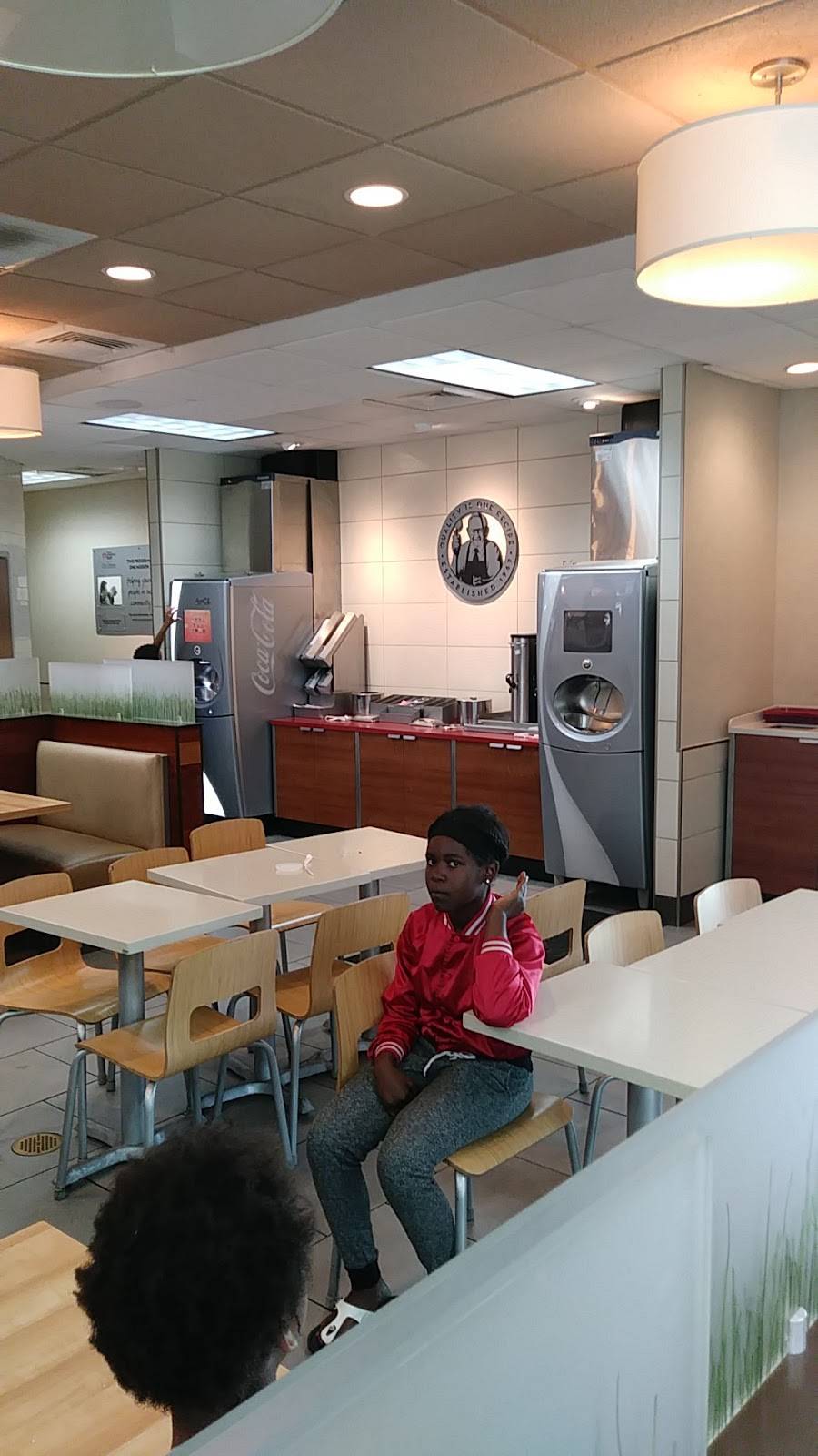 Wendys | restaurant | 1115 Stumpf Blvd, Gretna, LA 70053, USA | 5043568603 OR +1 504-356-8603