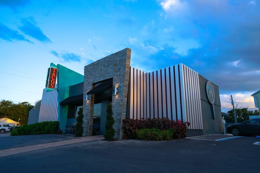 Miguelitos Taqueria Y Tequilas | night club | 2702 W Kennedy Blvd, Tampa, FL 33609, USA | 8138725600 OR +1 813-872-5600